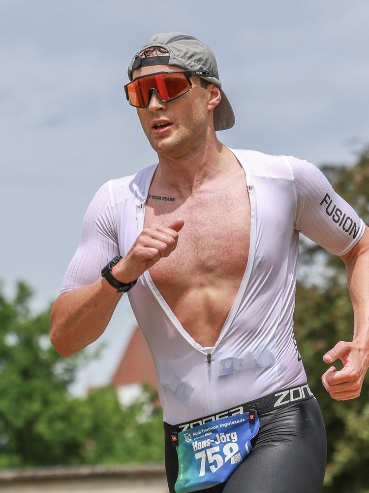 Hans-Jörg Stolz im Wettkampf beim Audi Triathlon Ingolstadt